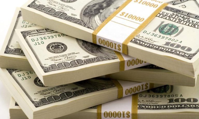 Более 322 млн долларов сэкономили британские букмекеры после победы Мэйвезера