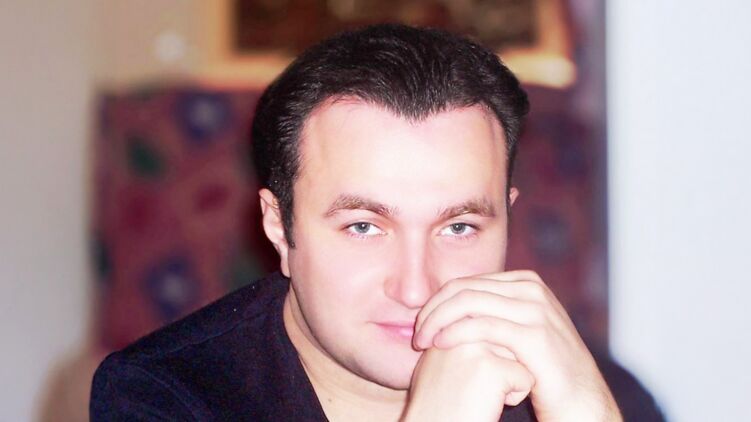 Киберспорт, связи с Банковой и онлайн-казино. Что известно о Максиме Криппе, который скупает в Украине гостиницы, бизнес-центры и СМИ