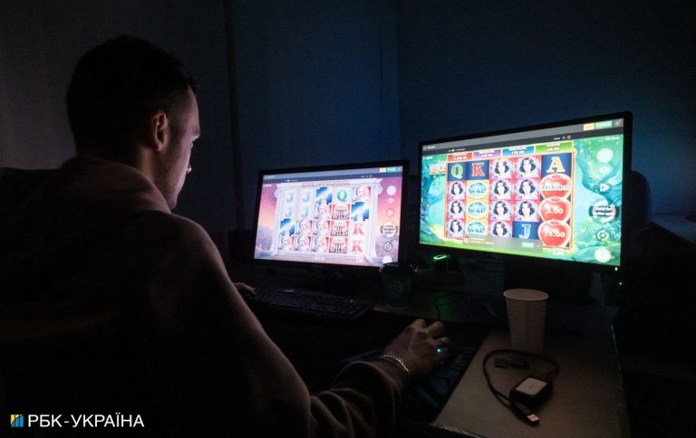 В Украине запретили рекламу азартных игр и букмекерских контор
