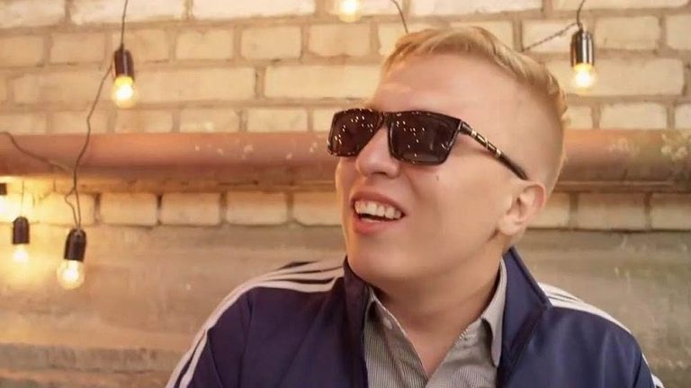 Онлайн-казино поставило на рекламу