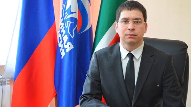 «Молодогвардейцу» суд дал подлечиться