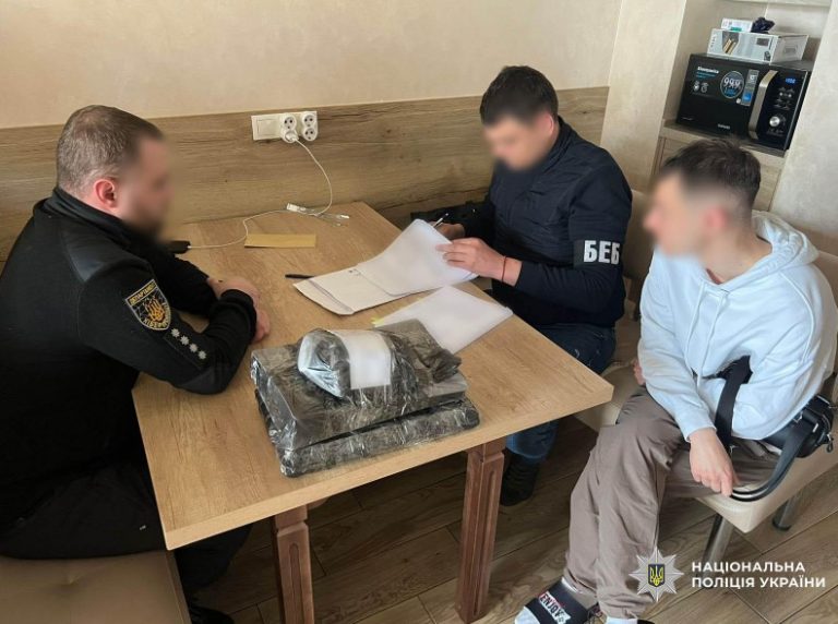 С оборотом в 1 млн в месяц: киевляне организовали онлайн-казино в собственных квартирах