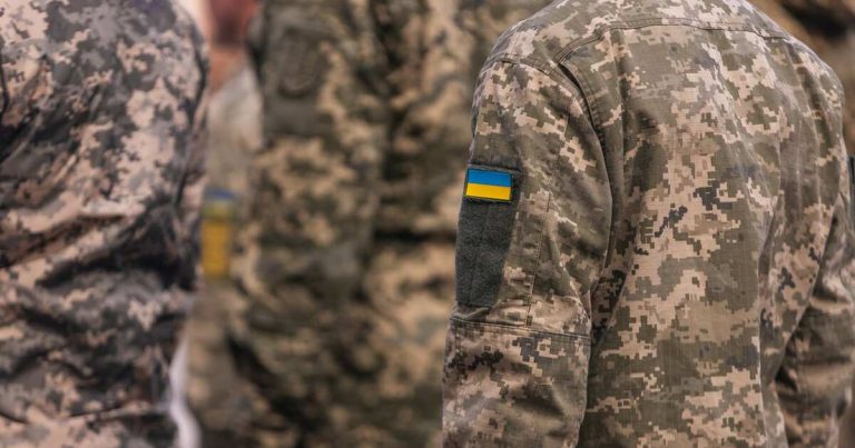 В Раде пожаловались на «эпидемию игромании» в рядах украинских войск