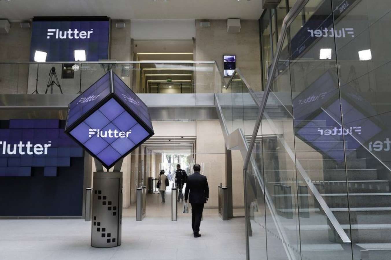 flutter-includes-sportsbet-com_-au-1570003463_1352x900 Полугодовая выручка владельца Paddy Power выросла на 22% — до €2,7 млрд