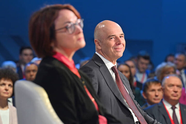 Бюджет в поисках бюджета