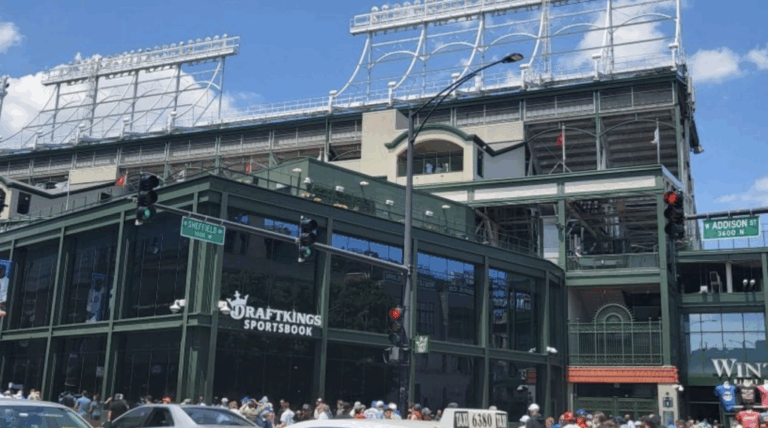 DraftKings закрывает Wrigley Field, поскольку количество спортивных ставок на местах уменьшается